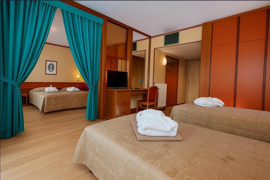 Vierbettzimmer